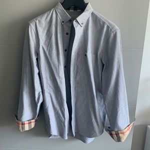 Men’s Size (L) Burberry Button up Shirt
